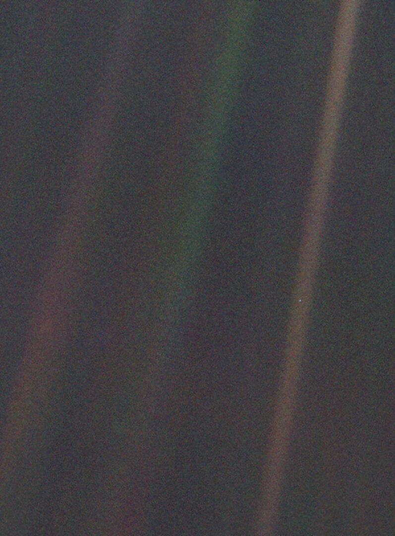 Pale blue dot Earth image for photos of Earth from various points in space